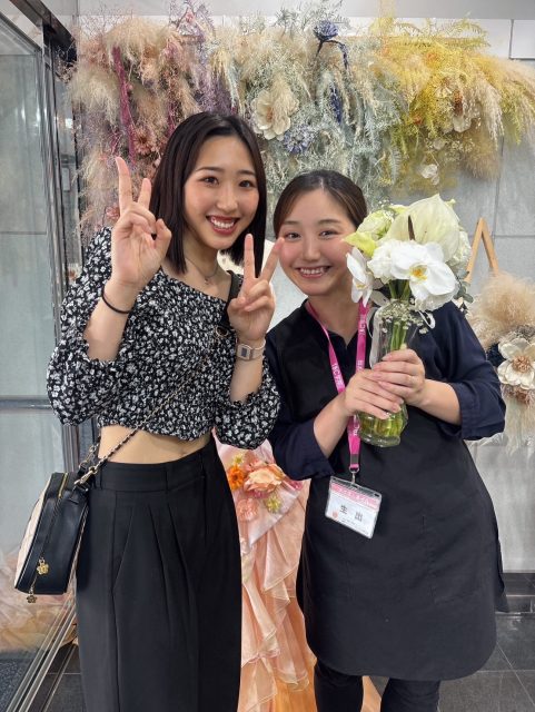 【メイク・ネイル学科】卒業生が遊びに来ました！！！🌻