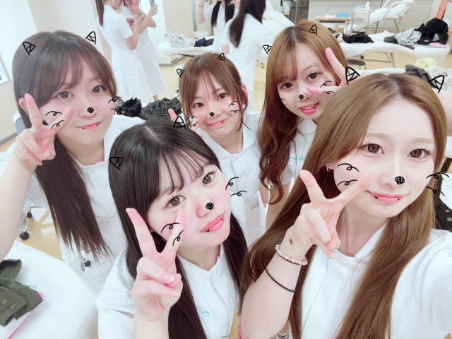 【エステティックビューティ学科】ユニフォームデビュー💖